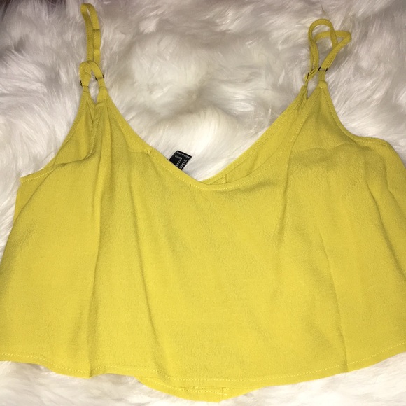 Forever 21 yellow crop top v-neck💛 - Picture 3 of 4
